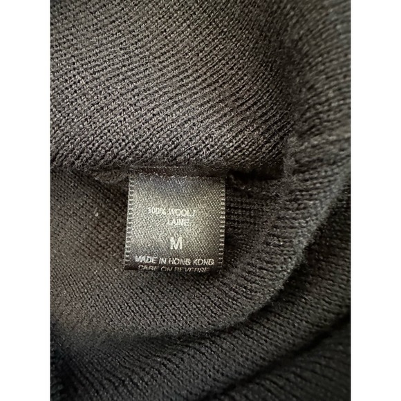 ELIE TAHARI Black Off-The-Shoulder 100% Wool Sweater Sz. Medium - Picture 9 of 10